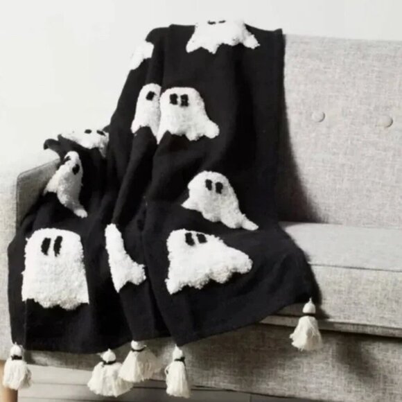 RACHEL ZOE Viral Ghost Blanket - Picture 1 of 4